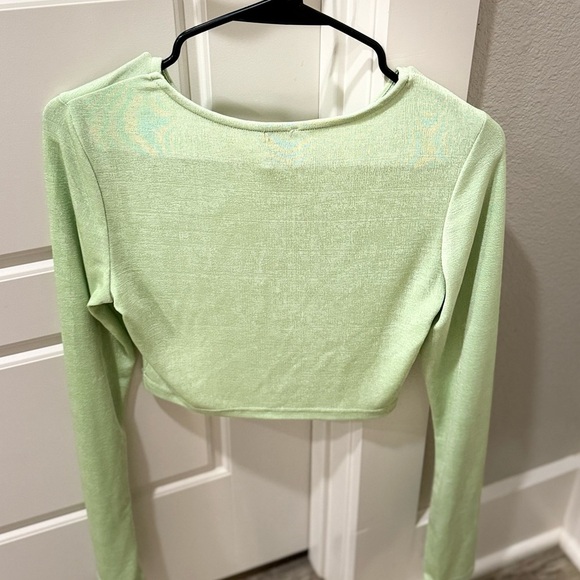 Princess Polly Light Green Women's Top - Picture 2 of 2